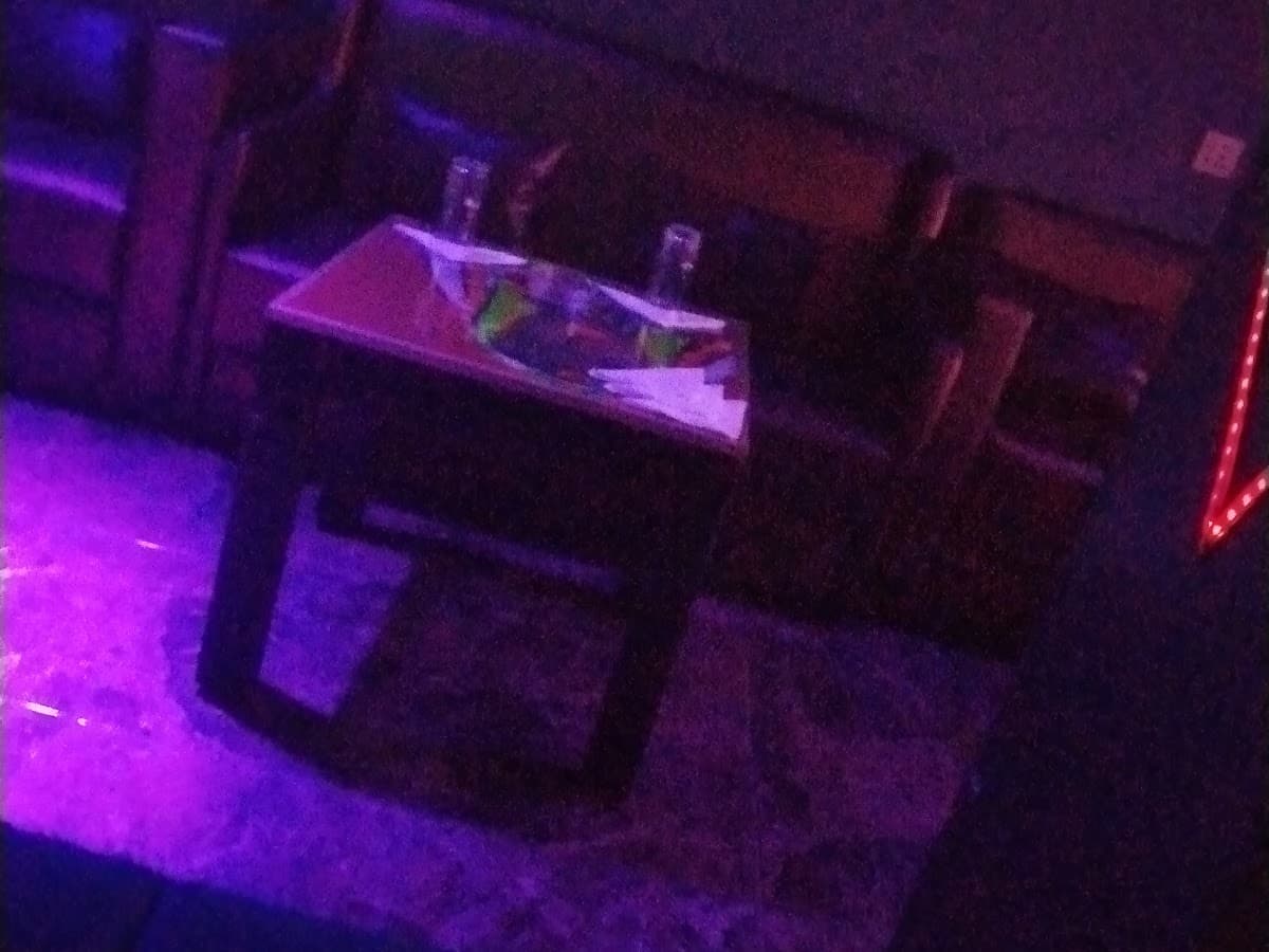 Versatchi night club