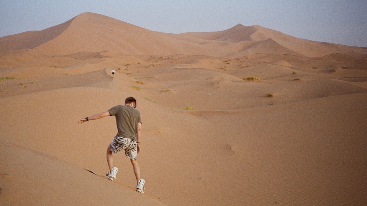Sandboarding near Agadir: Dunes, Tours and Prices