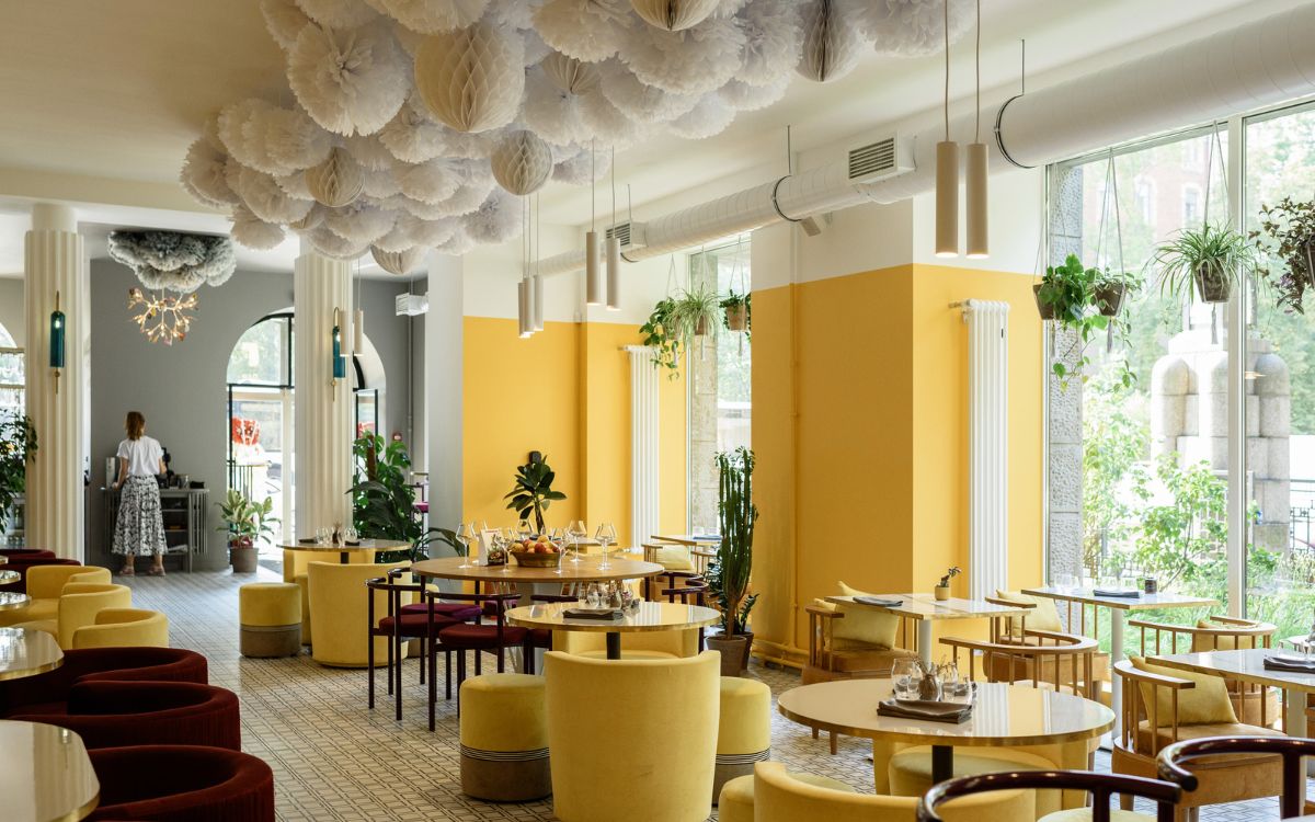 Savoring the Best of Agadir: A Guide to the City's Finest Restaurant Lounges