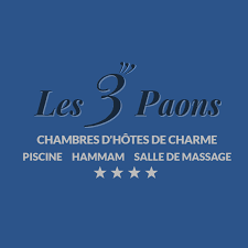 Les Trois Paons